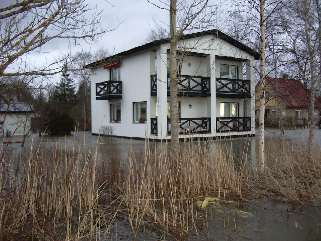 Tuule Villa กูรัซซาเร ภายนอก รูปภาพ